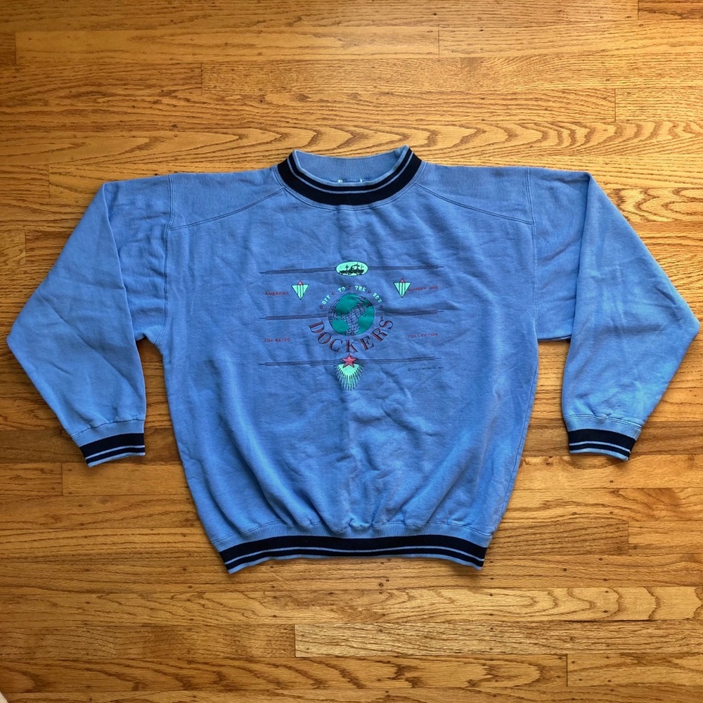 Vintage DOCKERS “Off to the 90’s” Light Blue Graphic Crewneck Sweater | S/M